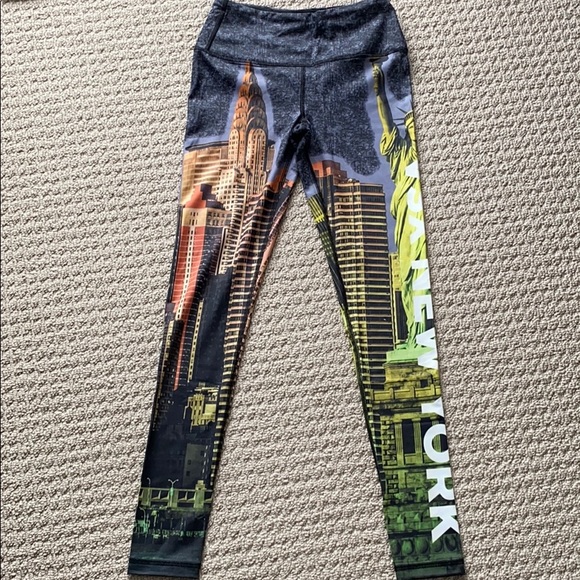 VSX Sport New York Themed Leggings - Picture 1 of 3